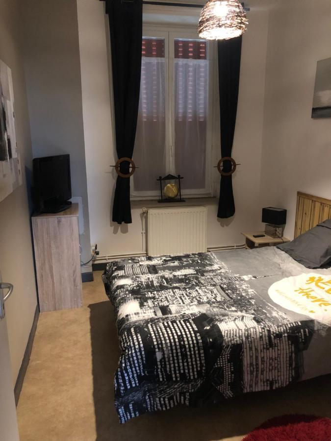 Appartement Spacieux Flize Zewnętrze zdjęcie